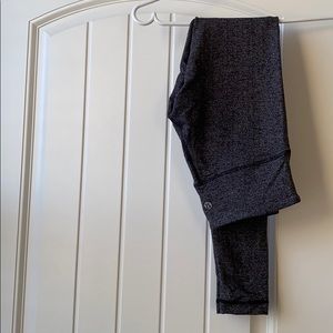 SALT AND PEPPER LULULEMON TIGHTS💗